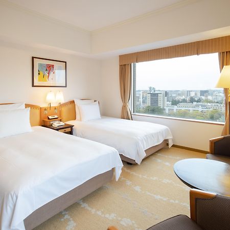 Hotel Ana Crowne Plaza Toyama By Ihg Exterior foto
