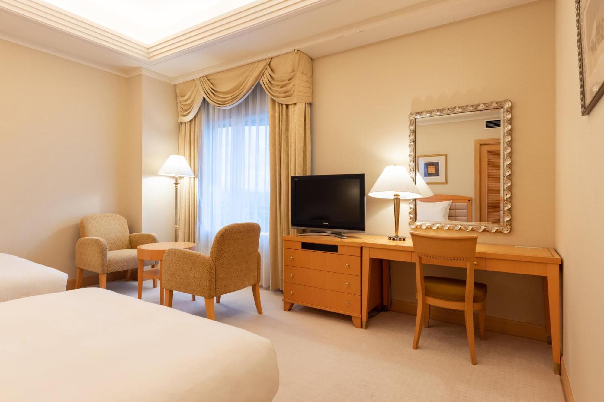 Hotel Ana Crowne Plaza Toyama By Ihg Exterior foto